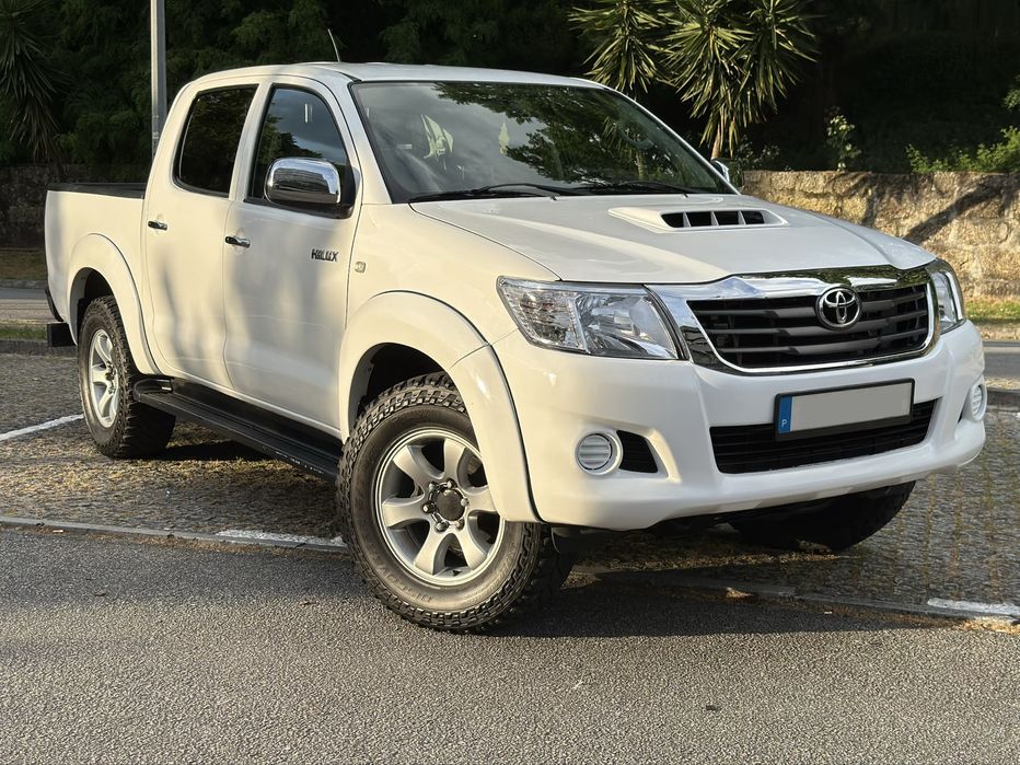 Toyota Hilux 2.5 D-4D 144cv 4X4