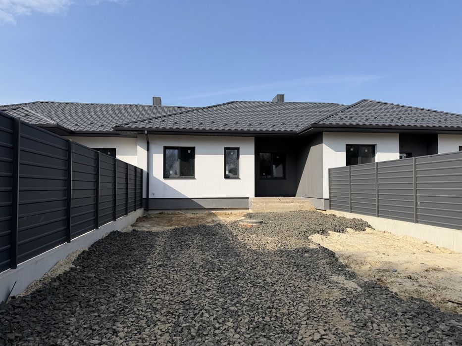 Продаж таунхауса на газифікованій вулиці у Струмівці.