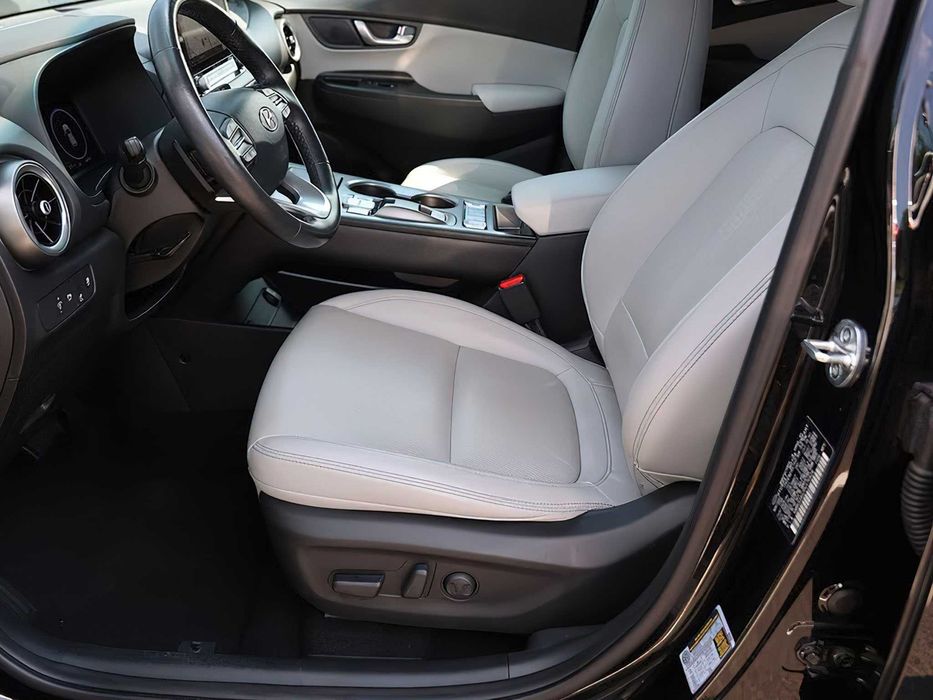 Hyundai Kona Limited      2023