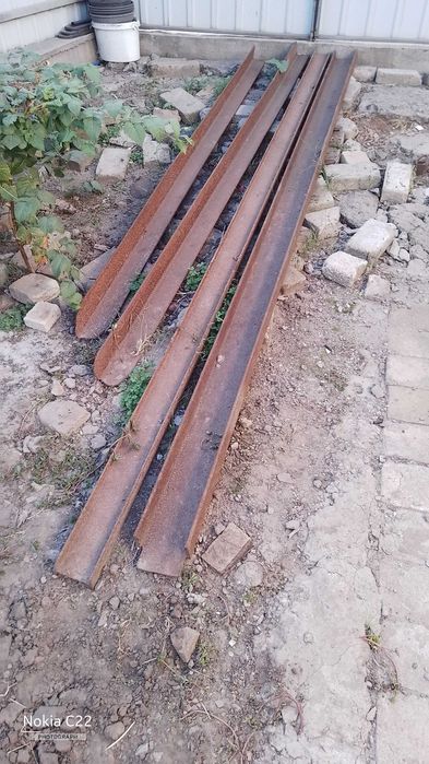 продам металл швеллер  уголок двутавр