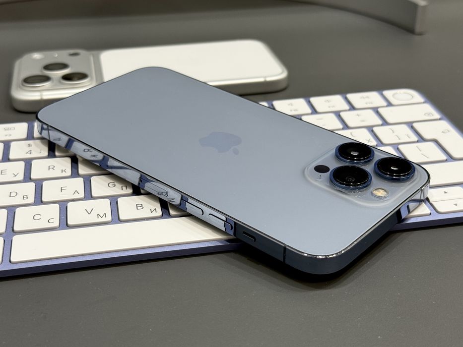iPhone 13 Pro Max 256GB Sierra Blue Neverlock (АКБ 100%)