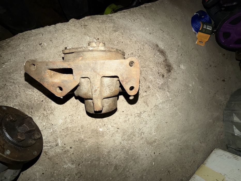 Помпа, водяний насос МТЗ, ЮМЗ, СМД, ЯМЗ