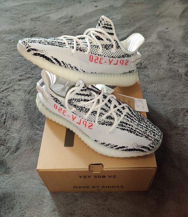 Adidas Yeezy 350v2 Zebra