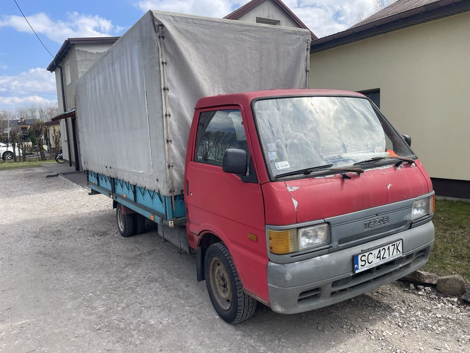 Mazda e 2000 plandeka laweta paka / Afryka