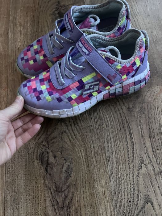 Кросовки,кросівки Skechers