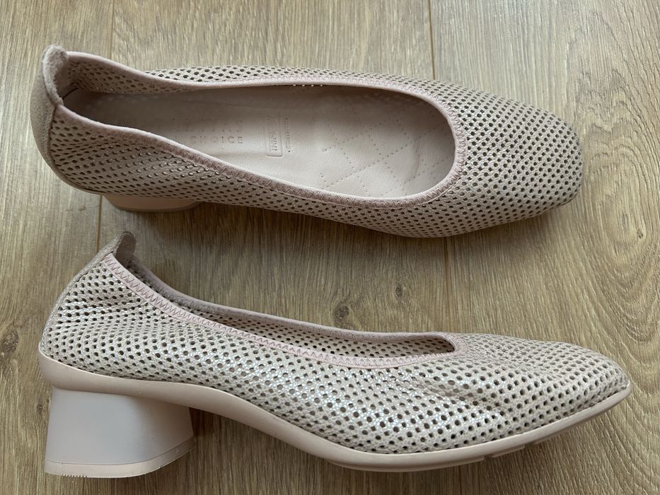 Hispanitas шкіряні туфлі балетки 39 р уст див