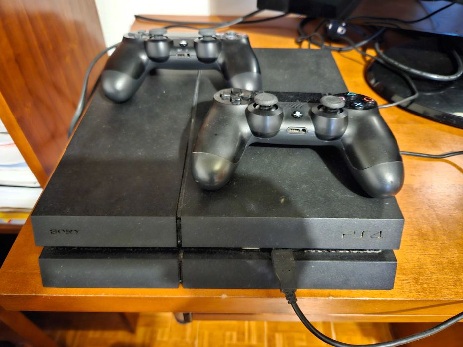 PS4 Consola + Jogos