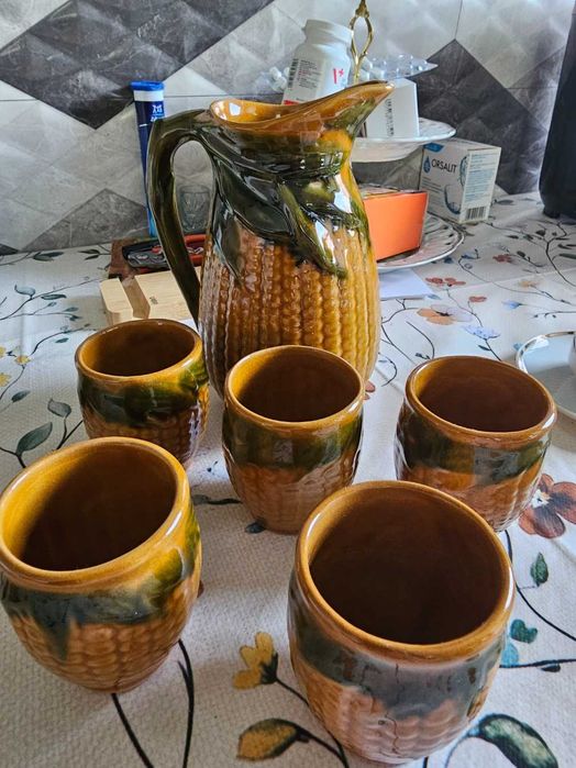 Zestaw kamionkowy dzbanek + 5 kubeczków (czarek) w motywie kukurydzy