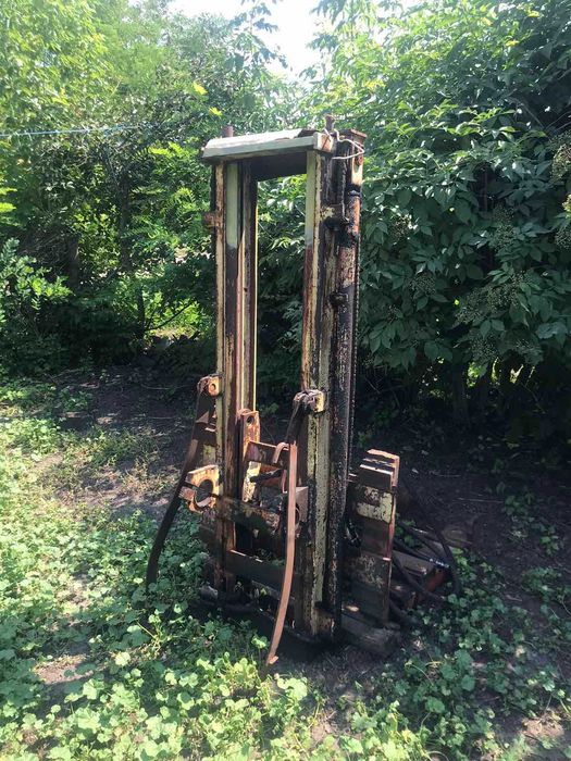 погрузчик вилочний