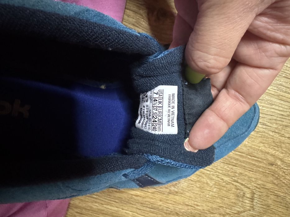 Zamszowe sneakersy Reebok 37,5