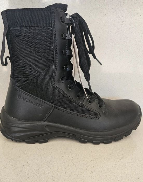 Botas militares pretas
