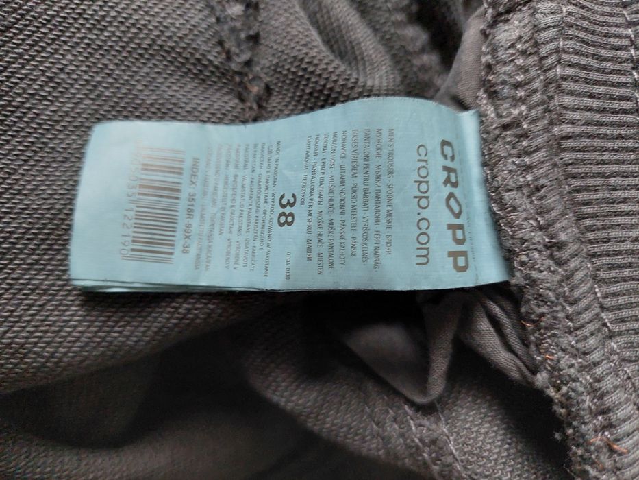 Spodnie Cropp Joggery XXL