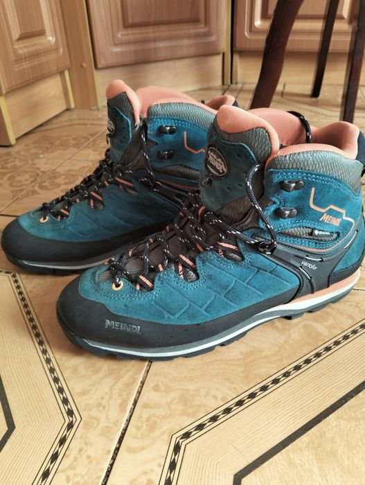 Трекінгові шкіряні черевики meindl litepeak GTX