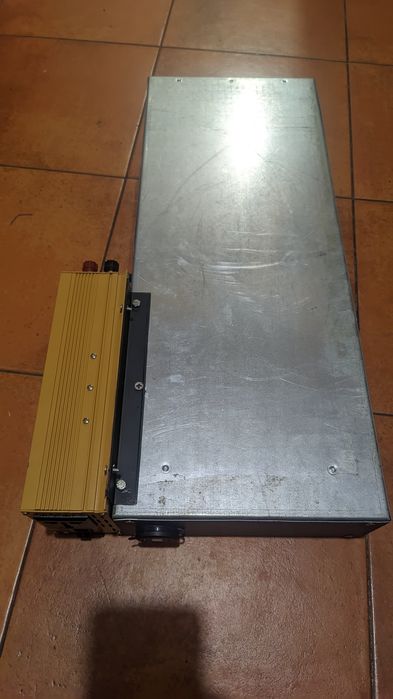 Зарядна станція з інвертором 24в/220в 1500w.h