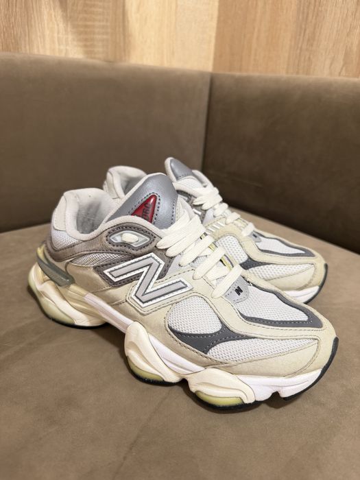 New Balance 9060