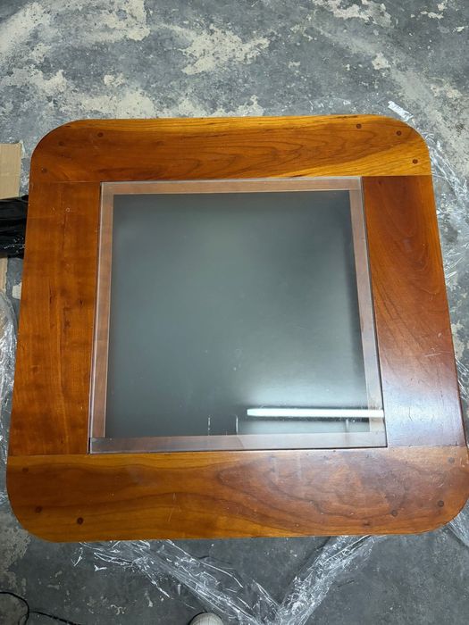 Mesa de Centro Elegante em Madeira e Vidro Fosco | 149€ negociável