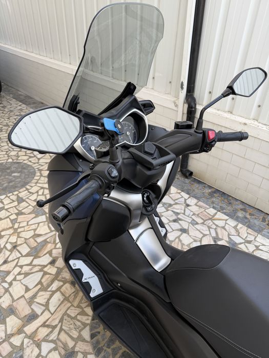 Yamaha x-max 300