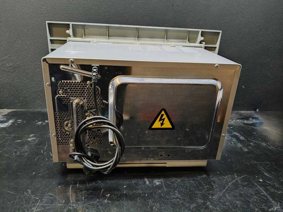 Micro-ondas de encastre Fagor MWB-17AEX — inox, usado em ótimo estado