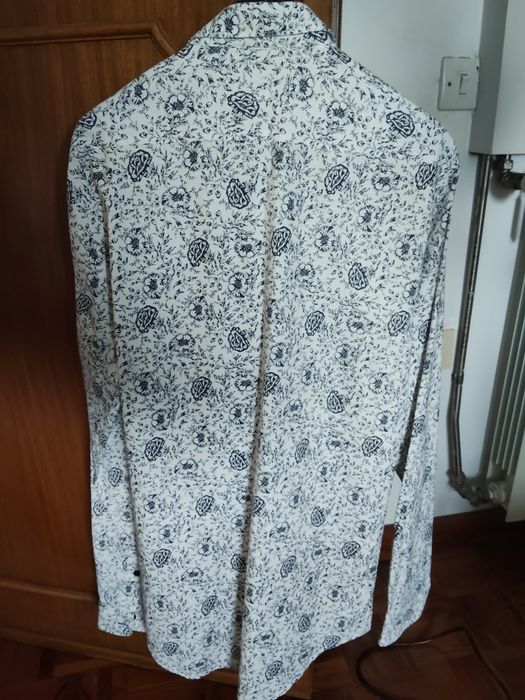 6 camisas diversas marcas tudo tamanho M (Blend América, Zara , Sergio