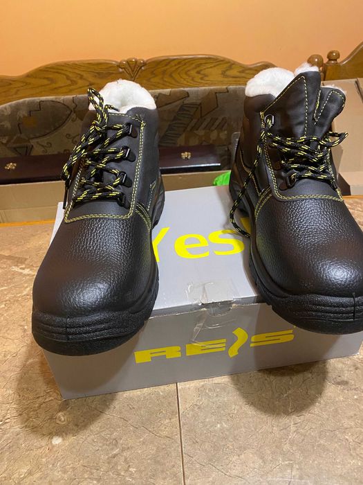 Робочі черевики .