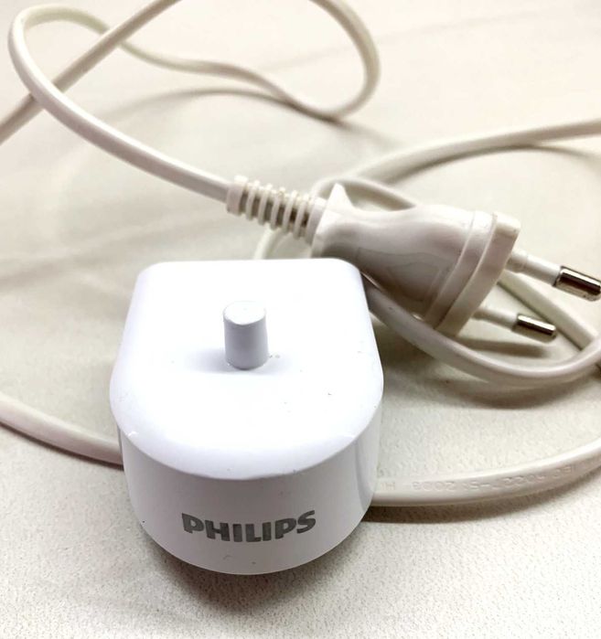 Зарядний пристрій для зубної щітки Philips
