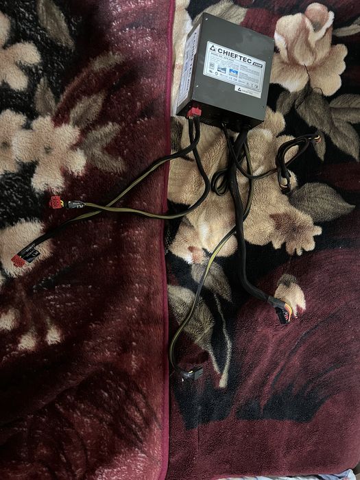 Блок питания chieftec 650