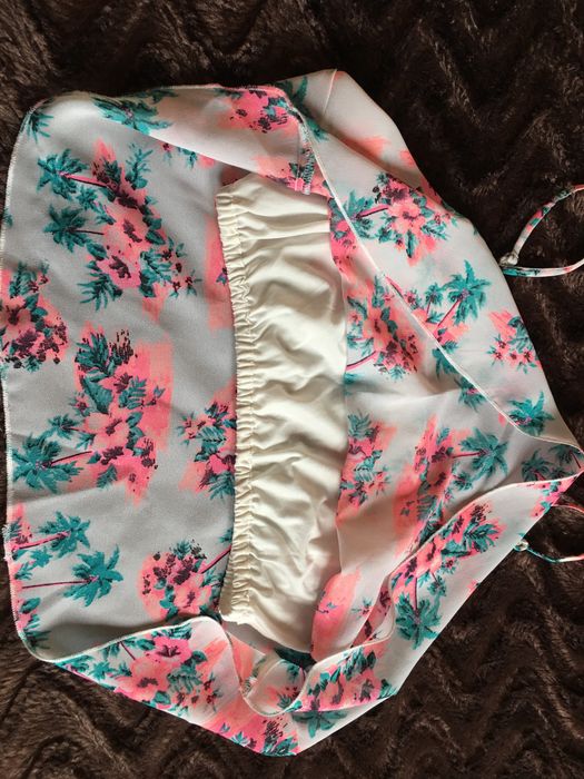 Top estampado com 2 partes