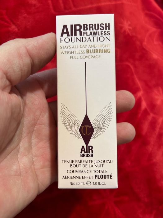 Charlotte Tilbury Air Brush Flawness Foundation