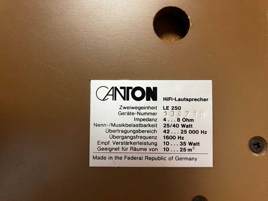 HiFi-колонки Canton LE 250 Деревянные  Акустическая система