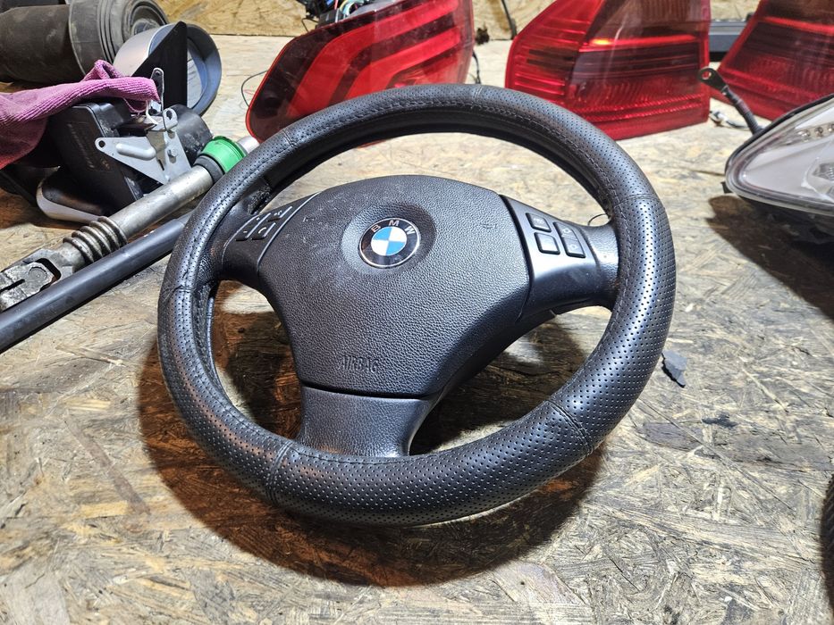 Kierownica multifunkcja Bmw E90 E91 E92 E93 E87 E81 E82 E88 airbag
