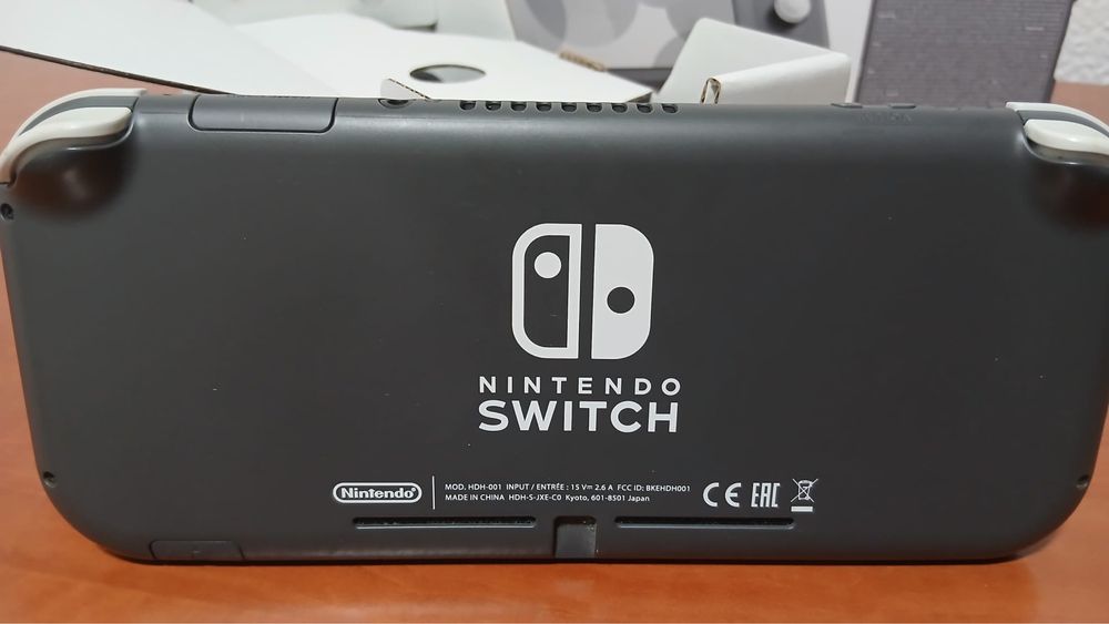 Nintendo Switch Lite