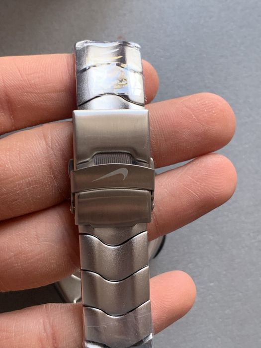 Новий годинник Nike Triax