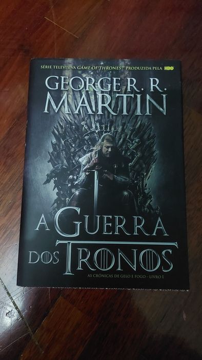 A Guerra dos Tronos, de George R. Martin (livros 1 e 2)
