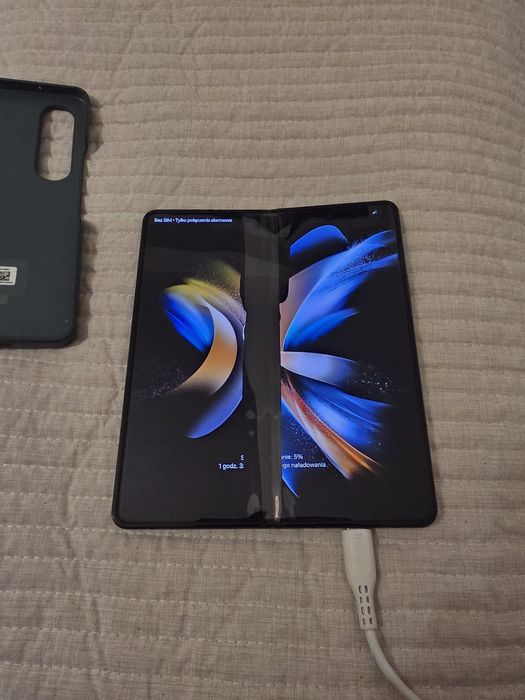 Samsung Galaxy Z Fold 4 uszkodzony