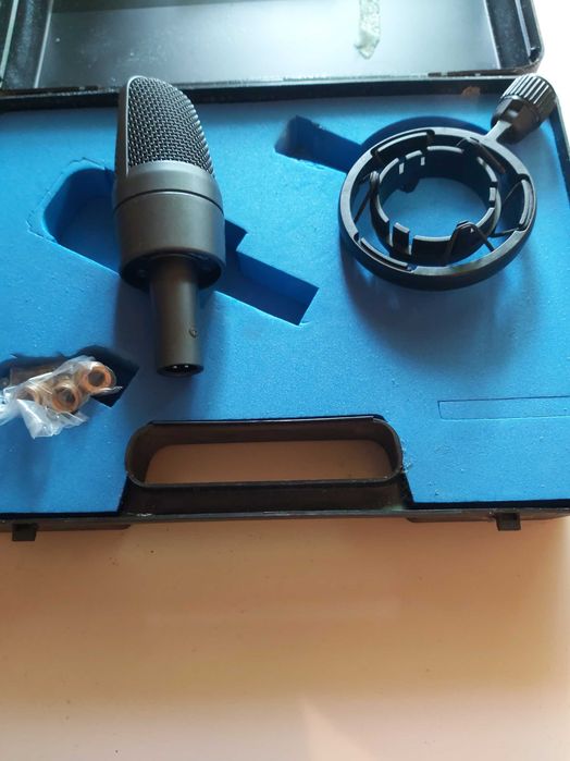 Microfone condensador Beyerdynamic MCE 90