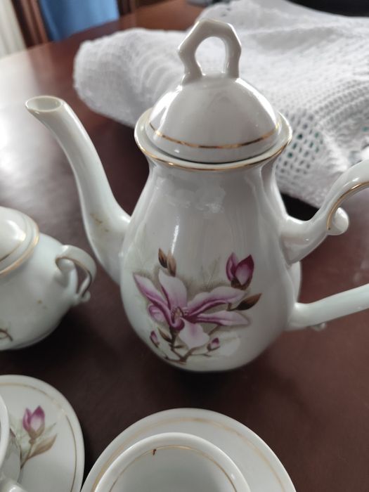 Serviço de café antigo