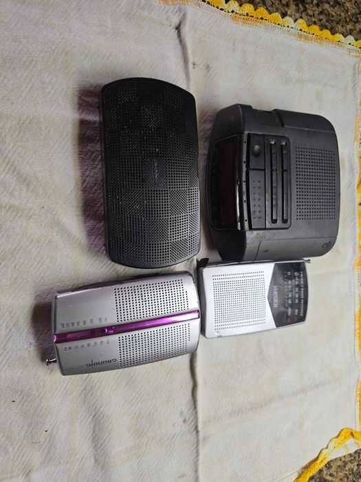 Lote de Radios Antigos.Para Pecas
