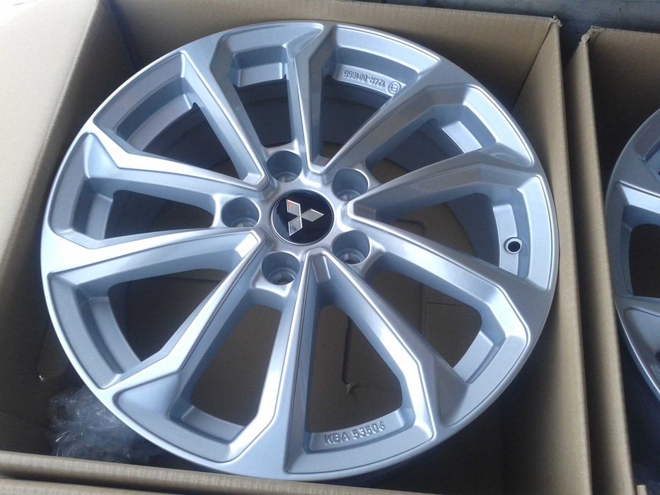 oryginalne r17 nowe felgi mielec dezent 5x114,3 mazda mitsubischi asx