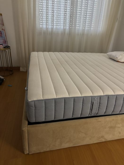 Colchão de casal em otimo estado