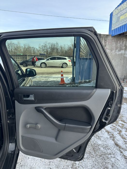 Ford Focus 2008 рік 1.6 бензин