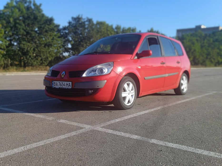 Рено Сценик 2.0.