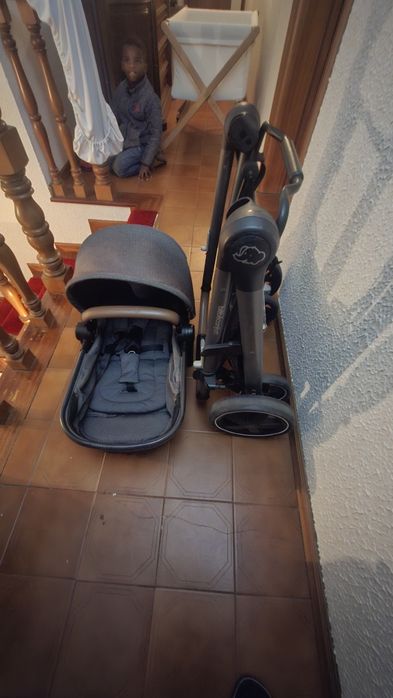 Carrinho bebé confort