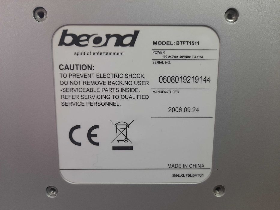 Monitor/TV Beond – BTFT1511 com comando à distância.