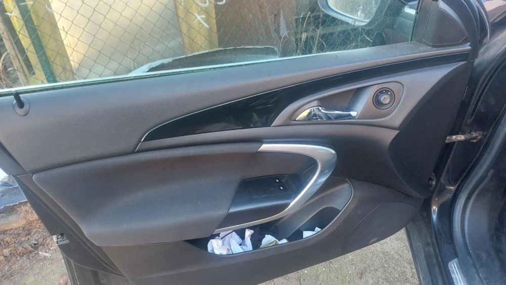 Opel Insignia Combi zatarty silnik