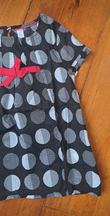Camisa bolas preto Okaidi 8 anos