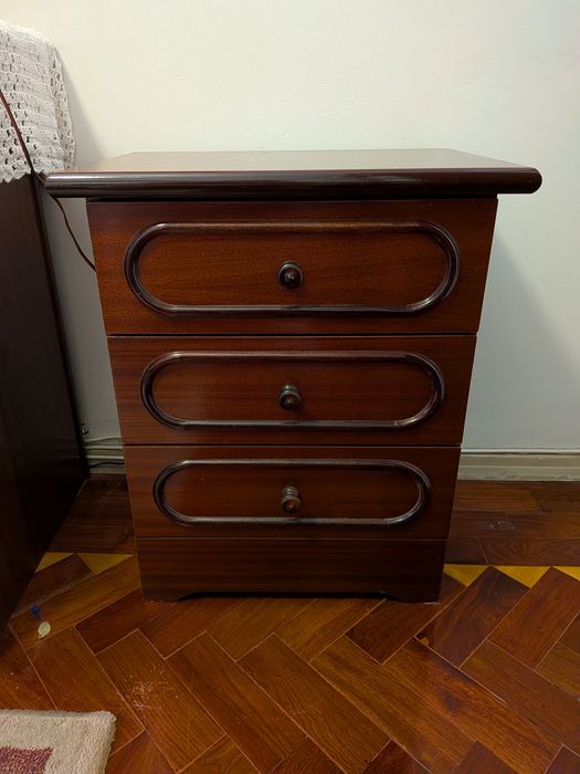 Mesa de cabeceira