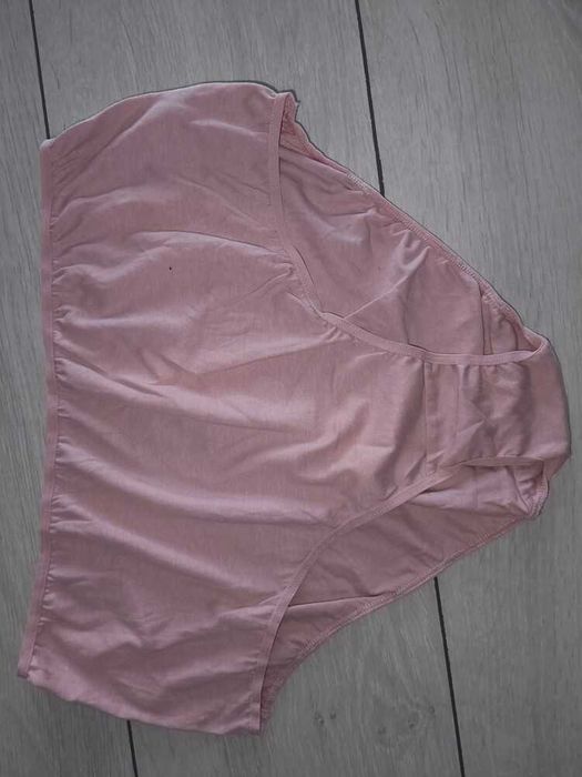 Новий набір натуральних  трусиків батал з 3х предметів.