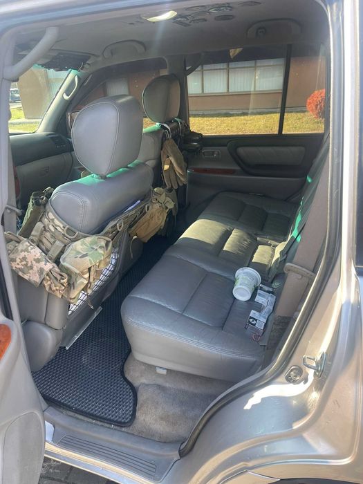 Toyota Land Cruiser 100 4.7 AT підготовлена