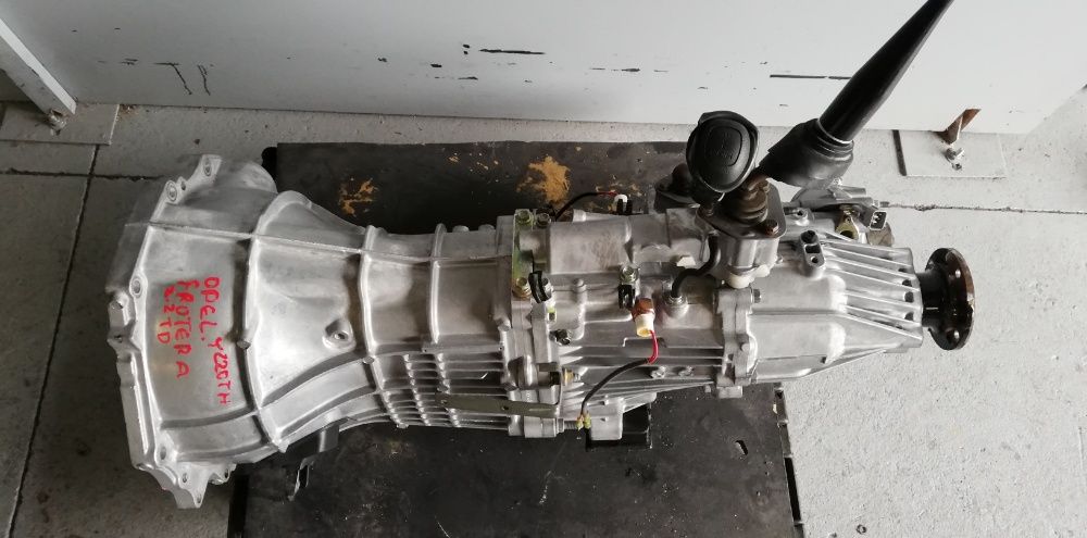 Caixa Velocidades Opel Frontera 2.2 DTI / 2003