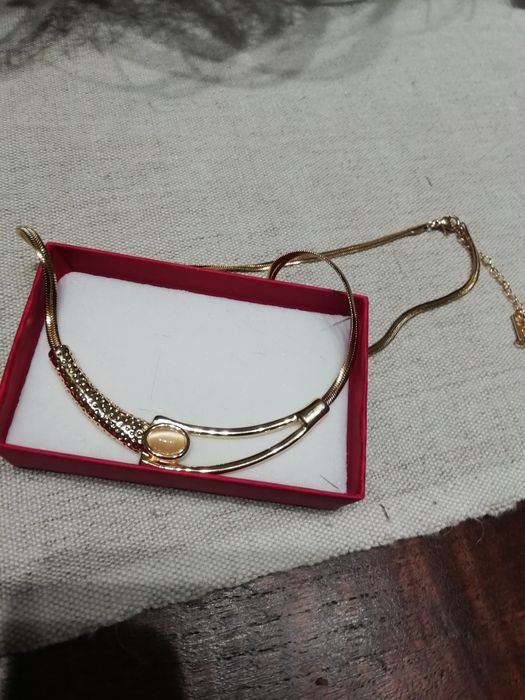 Magnífico colar semi jóia